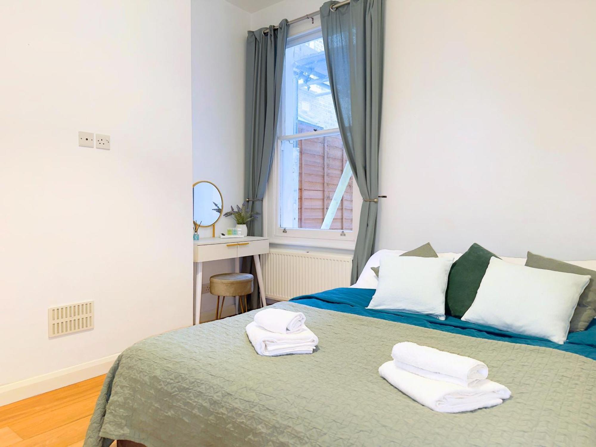 Charming Victorian Retreat In West Hampstead Apartment London Exterior photo